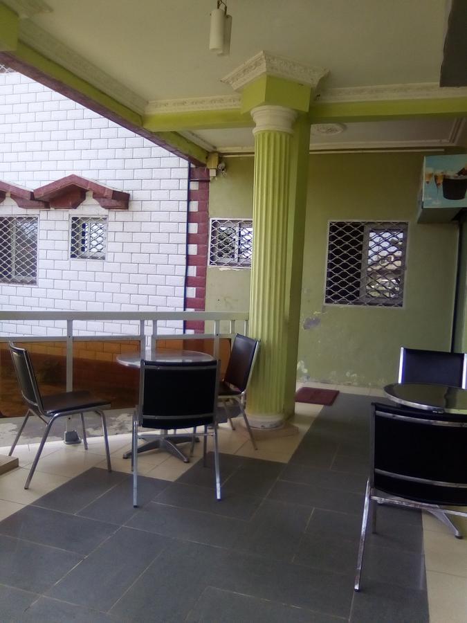Hotel Kdv Bonabéri Buitenkant foto